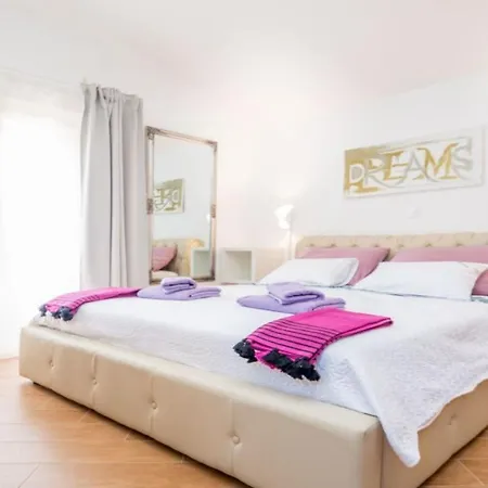 Casa Manera *